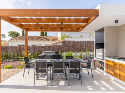 Resale - Villa -
Benissa