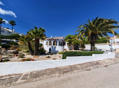 Resale - Villa -
Benitachell - Les Fonts