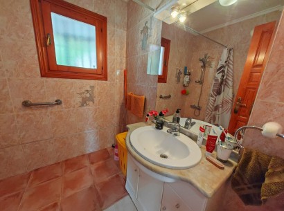 Resale - Villa -
Benitachell - Les Fonts