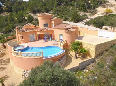 Sale - Villa -
Jávea - Tosalet