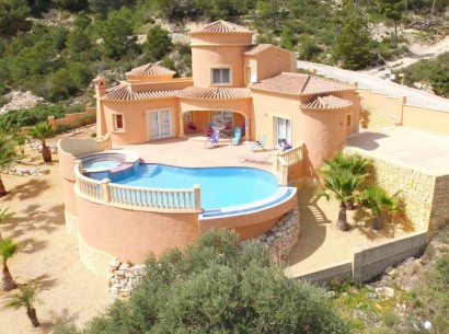 Sale - Villa -
Jávea - Tosalet