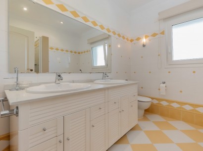 Sale - Luxury Villa -
Moraira - the portet