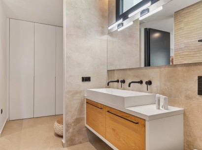 Sale - Villa -
Moraira - Pinar del Advocat