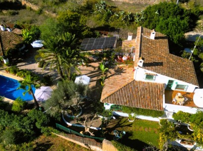 Venta - Finca -
Teulada