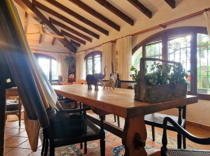 Venta - Finca -
Teulada