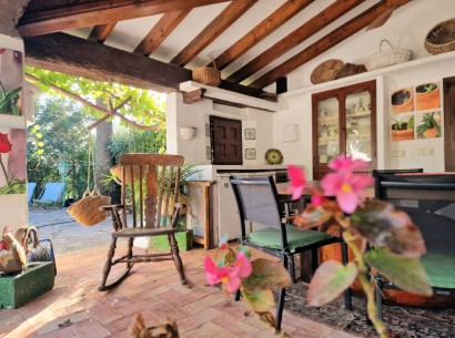 Venta - Finca -
Teulada