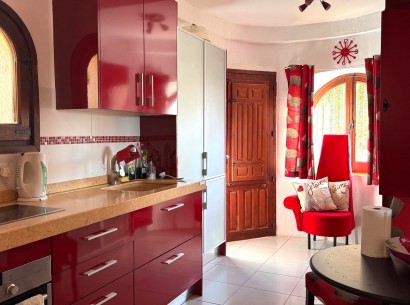 Sale - Chalet -
Benissa - Montemar