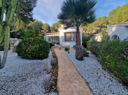Sale - Bungalow -
Moraira - Pinar de l’Advocat