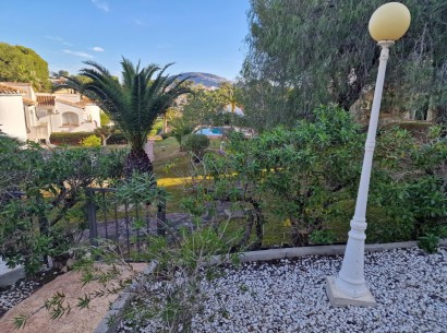 Sale - Bungalow -
Moraira - Pinar de l’Advocat