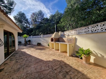 Sale - Bungalow -
Moraira - Pinar de l’Advocat