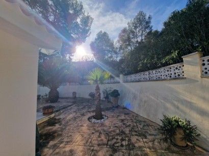 Sale - Bungalow -
Moraira - Pinar de l’Advocat