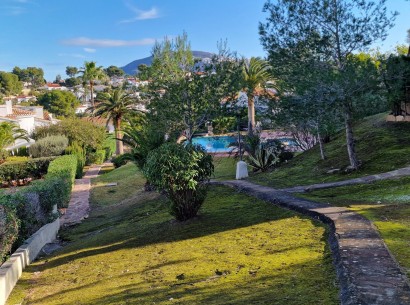 Sale - Bungalow -
Moraira - Pinar de l’Advocat