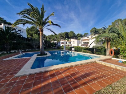 Sale - Bungalow -
Moraira - Pinar de l’Advocat