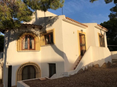 Venta - Villa -
Benissa
