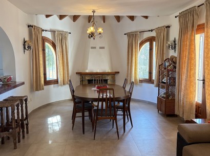 Venta - Villa -
Benissa
