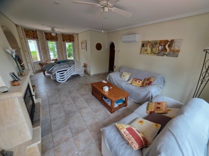 Venta - Villa -
Moraira