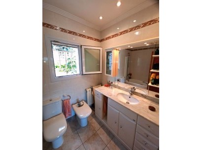 Venta - Villa -
Moraira