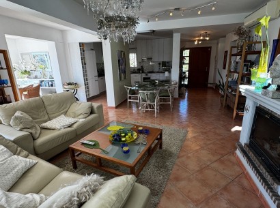 Revente - Villa -
Benissa