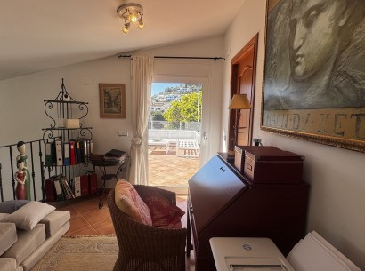 Revente - Villa -
Benissa