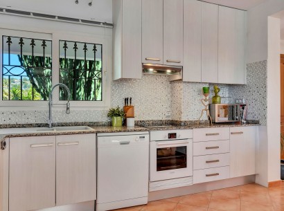 Revente - Villa -
Benissa