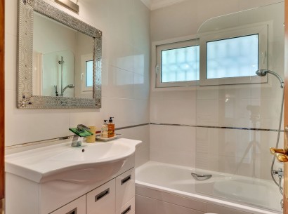 Revente - Villa -
Benissa