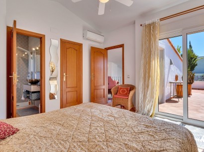 Revente - Villa -
Benissa