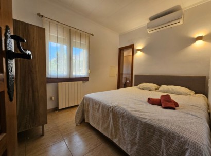Sale - Villa -
Benissa - Montemar