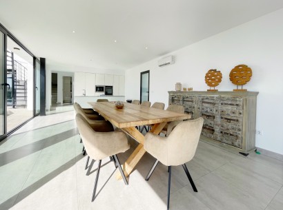 Sale - Villa -
Moraira - La Arnella