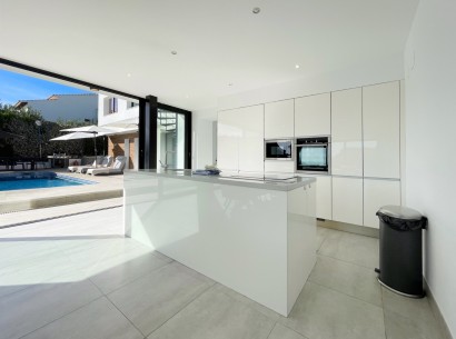 Sale - Villa -
Moraira - La Arnella