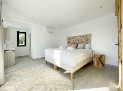 Sale - Villa -
Moraira - La Arnella