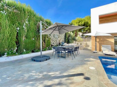 Sale - Villa -
Moraira - La Arnella