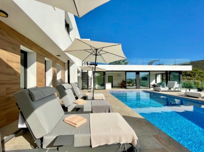 Sale - Villa -
Moraira - La Arnella
