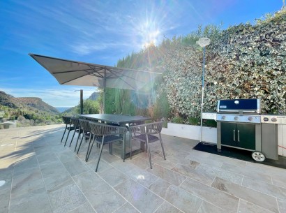 Sale - Villa -
Moraira - La Arnella
