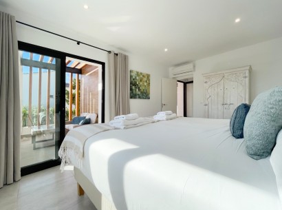 Sale - Villa -
Moraira - La Arnella