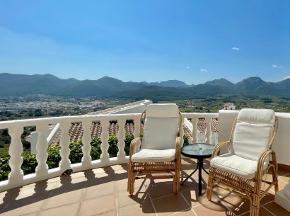Sale - Villa -
Jalón