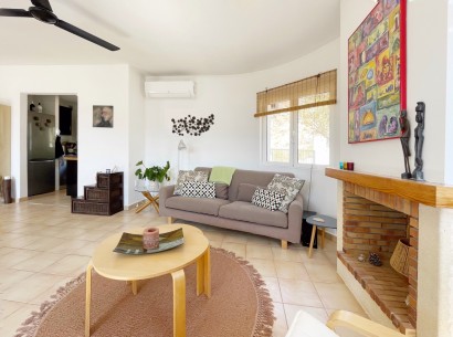 Sale - Villa -
Jalón
