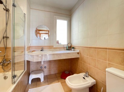 Sale - Villa -
Jalón