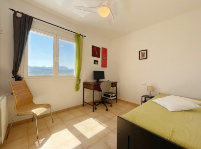 Sale - Villa -
Jalón