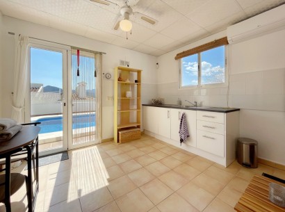 Sale - Villa -
Jalón