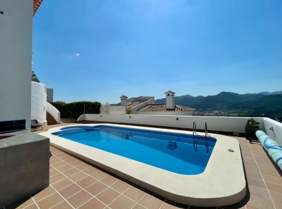 Sale - Villa -
Jalón