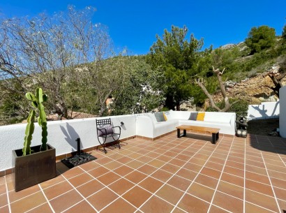 Sale - Villa -
Jalón