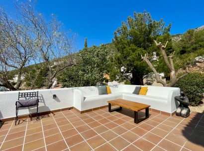 Sale - Villa -
Jalón