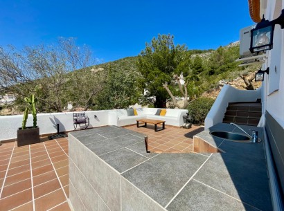 Sale - Villa -
Jalón