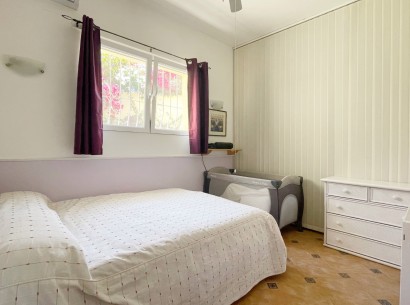 Sale - Villa -
Moraira - Pla de Mar