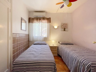 Sale - Villa -
Moraira - Pla de Mar