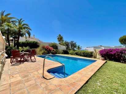 Sale - Villa -
Moraira - Pla de Mar