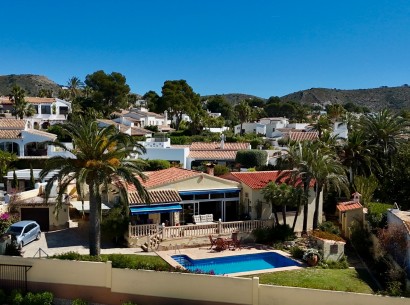 Sale - Villa -
Moraira - Pla de Mar