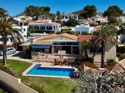Sale - Villa -
Moraira - Pla de Mar