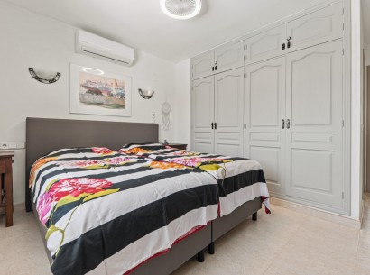 Sale - Villa -
Benitachell