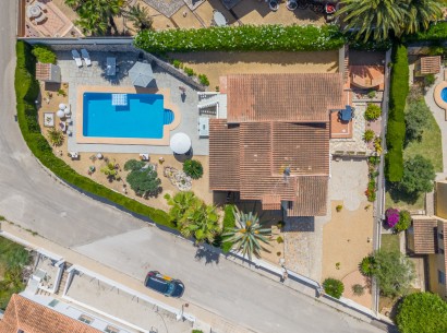 Sale - Villa -
Benitachell